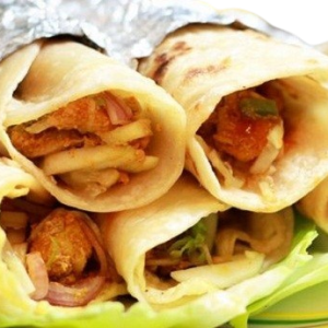 Chicken Mayo Paratha Roll (2 Pieces)